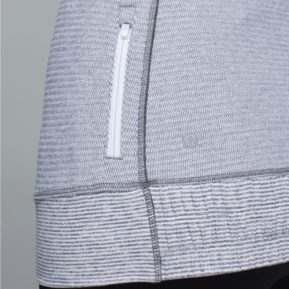 Lululemon Think Fast Hoodie Grey size 2 - Picture 10 of 11